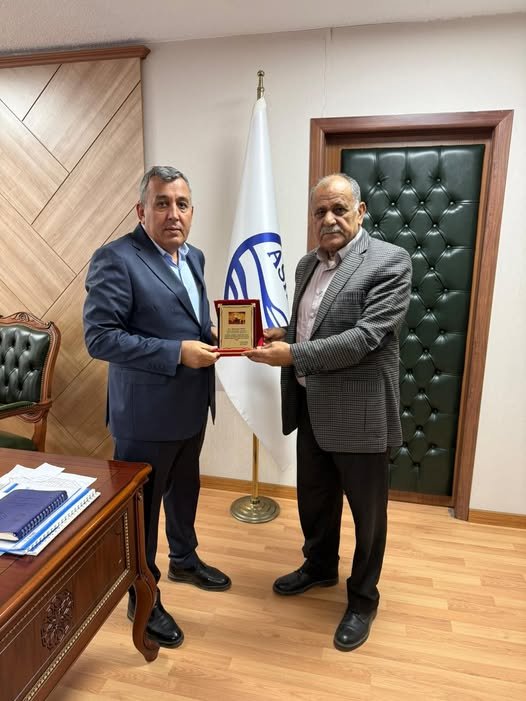 Tulpar Derneği’nden Mehmet Mert’e Plaket Takdimi